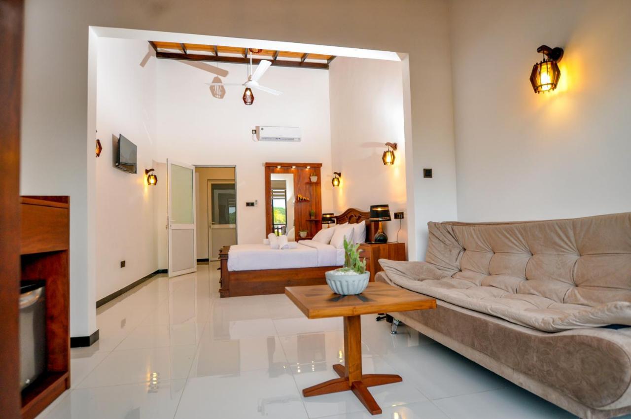 Sachinro Hotel Mirissa Eksteriør bilde
